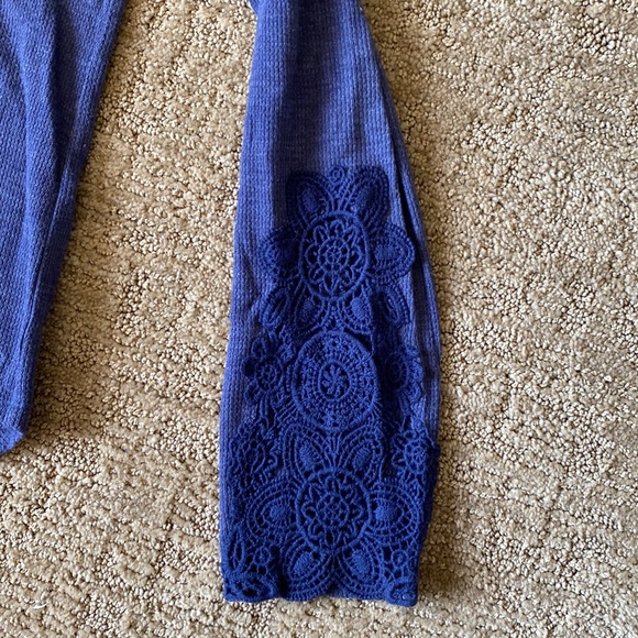 American Eagle Navy Longsleeve with Lace Sleeves - Picture 2 of 2